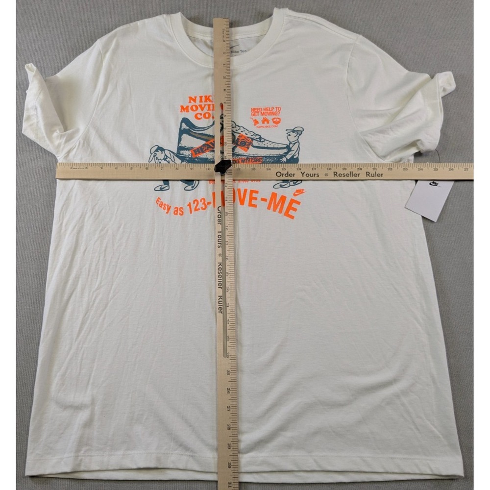 Nike Sportswear Shirt Mens XL White Sneakers Running Activewear New Graphic Tee - Picture 6 of 8